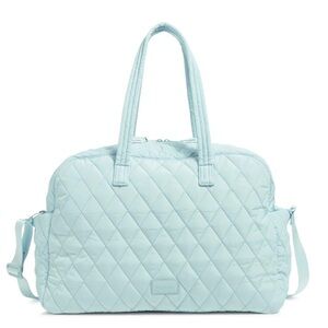 Vera Bradley ultralight Medium Travele Bag Quilted